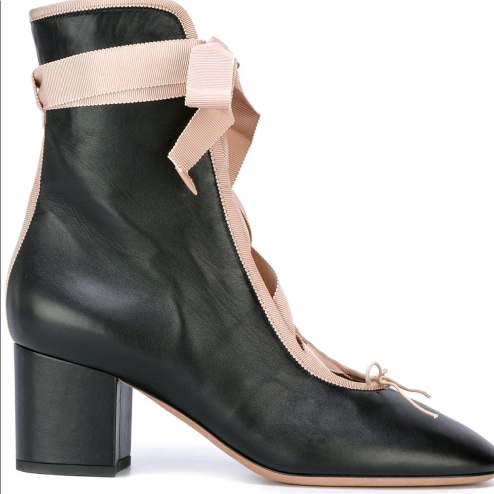 Valentino Garavani Ballerina Lace Up Boots US 8,39